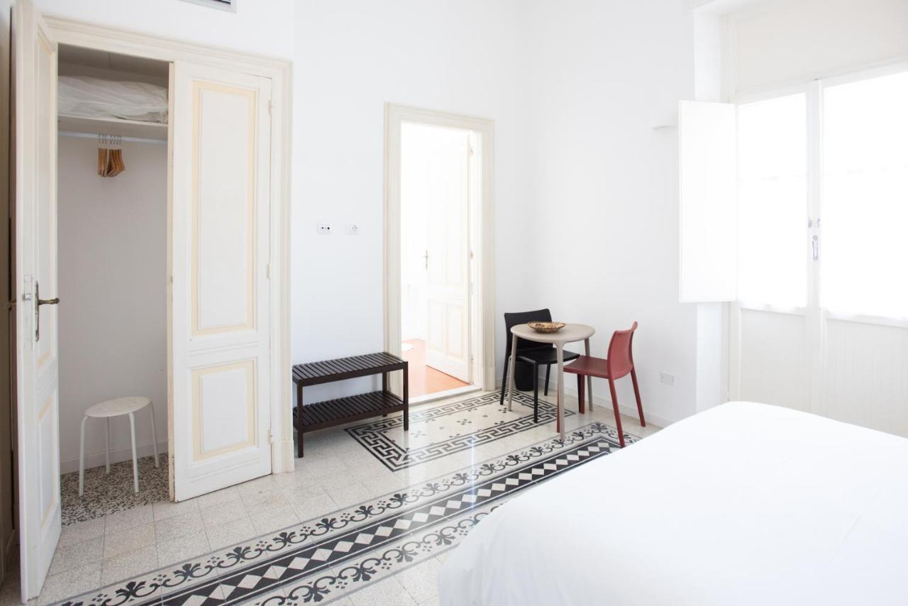 B&B Angioy 18 Cagliari Exterior photo