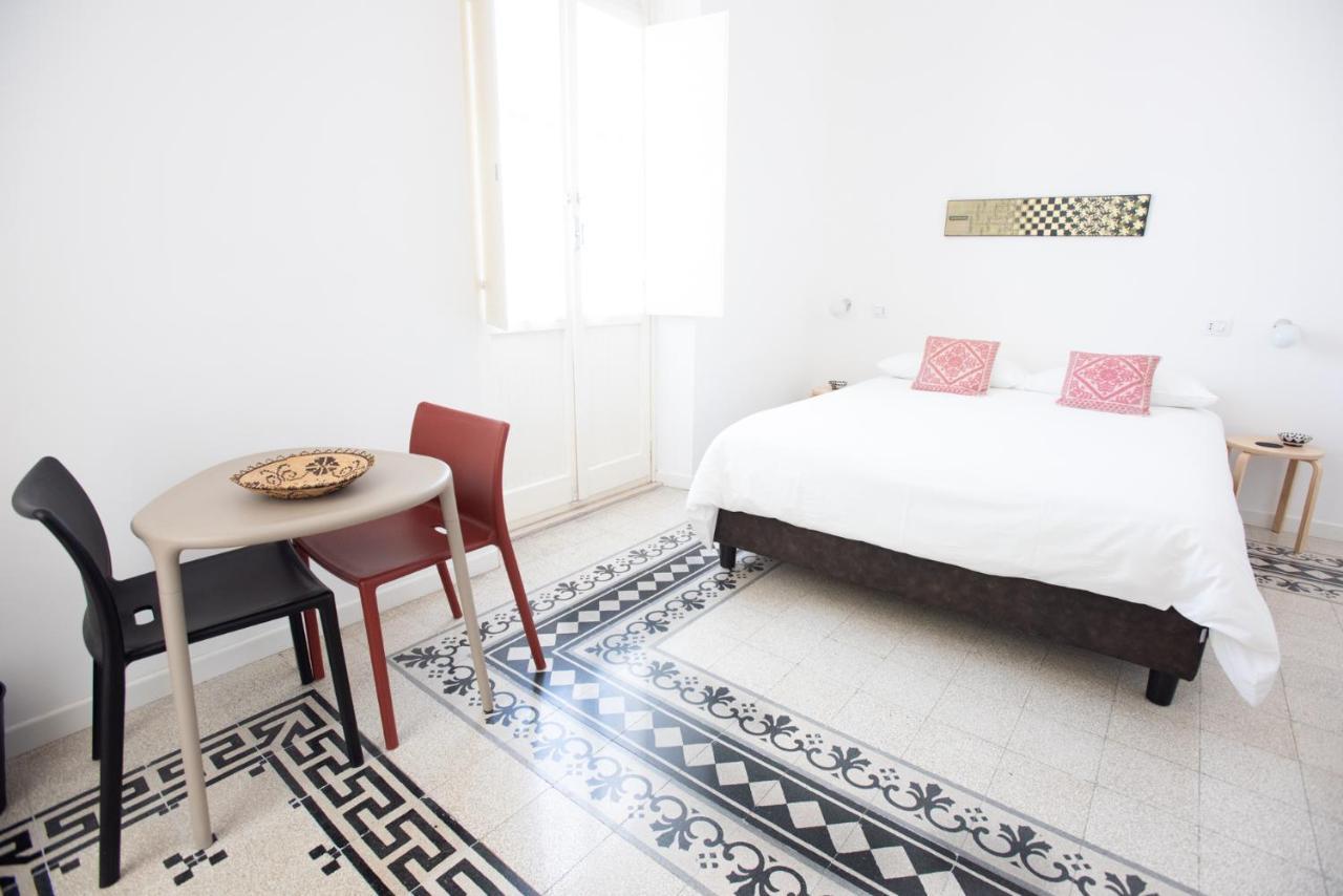 B&B Angioy 18 Cagliari Exterior photo
